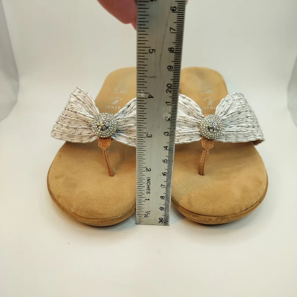 Italian Shoemakers Silver Thong‎ Wedges Womens Size 8.5 Bedazzled Cushion Sole
